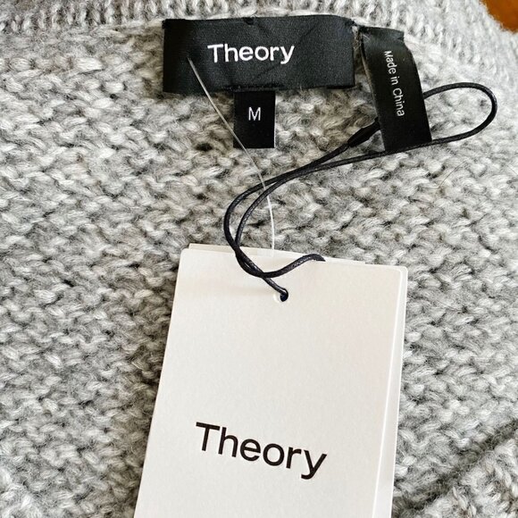 NWT Theory Gray Slouchy V Neck Textured Sweater, Size M - Picture 9 of 13